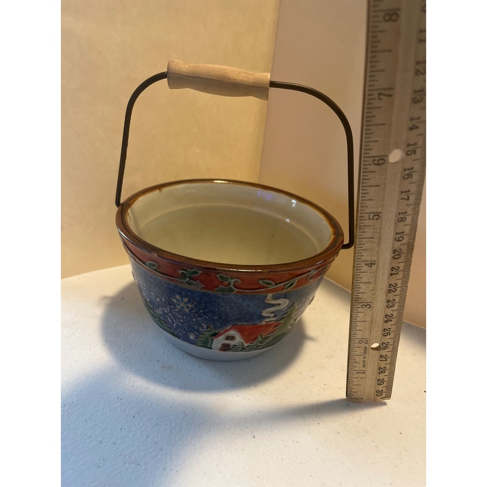 THT Designs 2007 Winter Village Ceramic Bucket Bowl with Wood Handle Decor